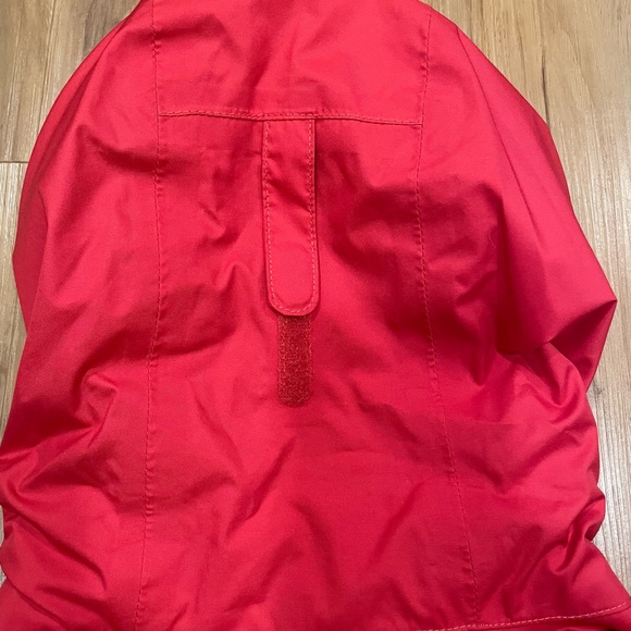 Columbia Sportswear Goretex waterproof red rain jacket, size medium. - Picture 10 of 11